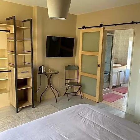 Au Rythme Des Vagues Bed & Breakfast 3*